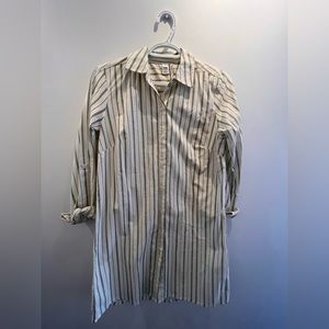 Twik Dress Shirt *NEW size XS